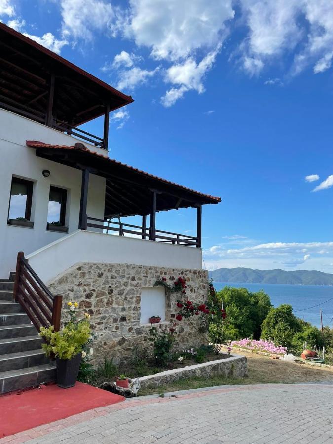 Klisouri Beach Villa Ierissos Eksteriør billede