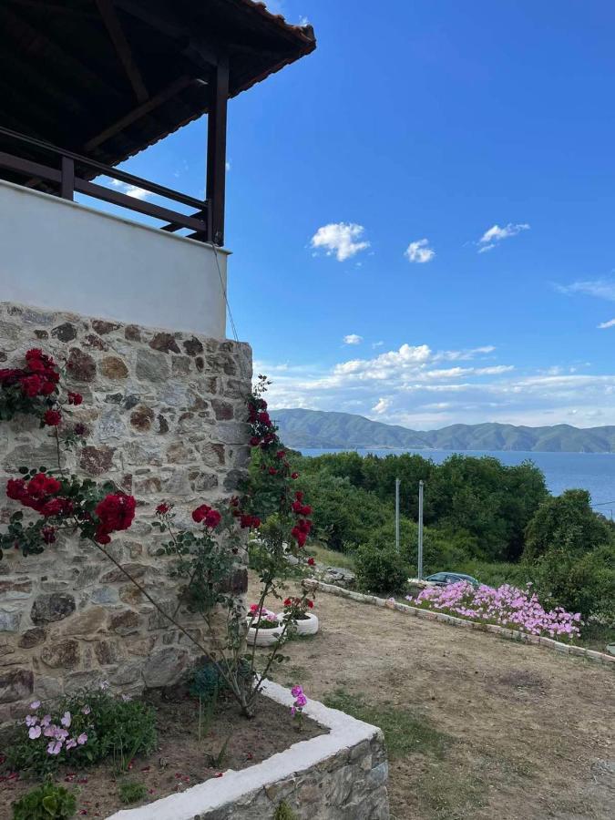 Klisouri Beach Villa Ierissos Eksteriør billede