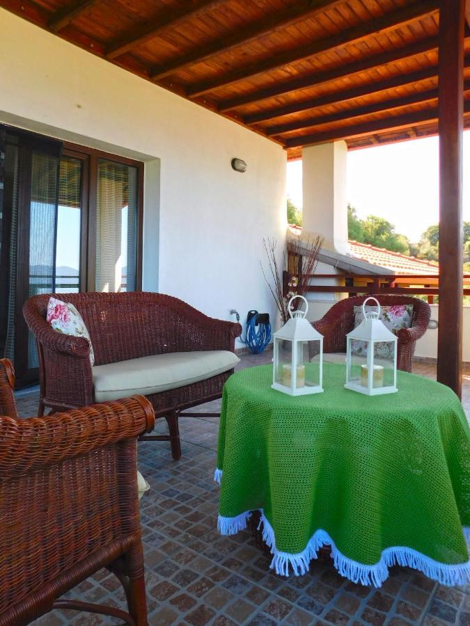 Klisouri Beach Villa Ierissos Eksteriør billede
