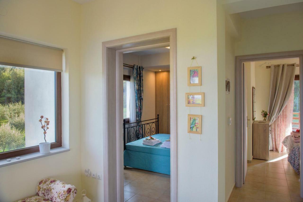 Klisouri Beach Villa Ierissos Eksteriør billede
