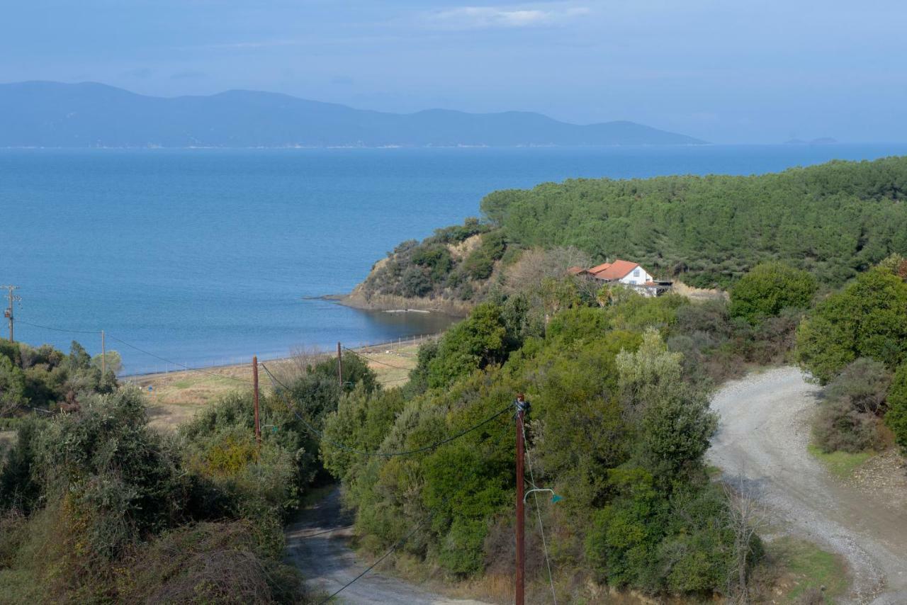 Klisouri Beach Villa Ierissos Eksteriør billede