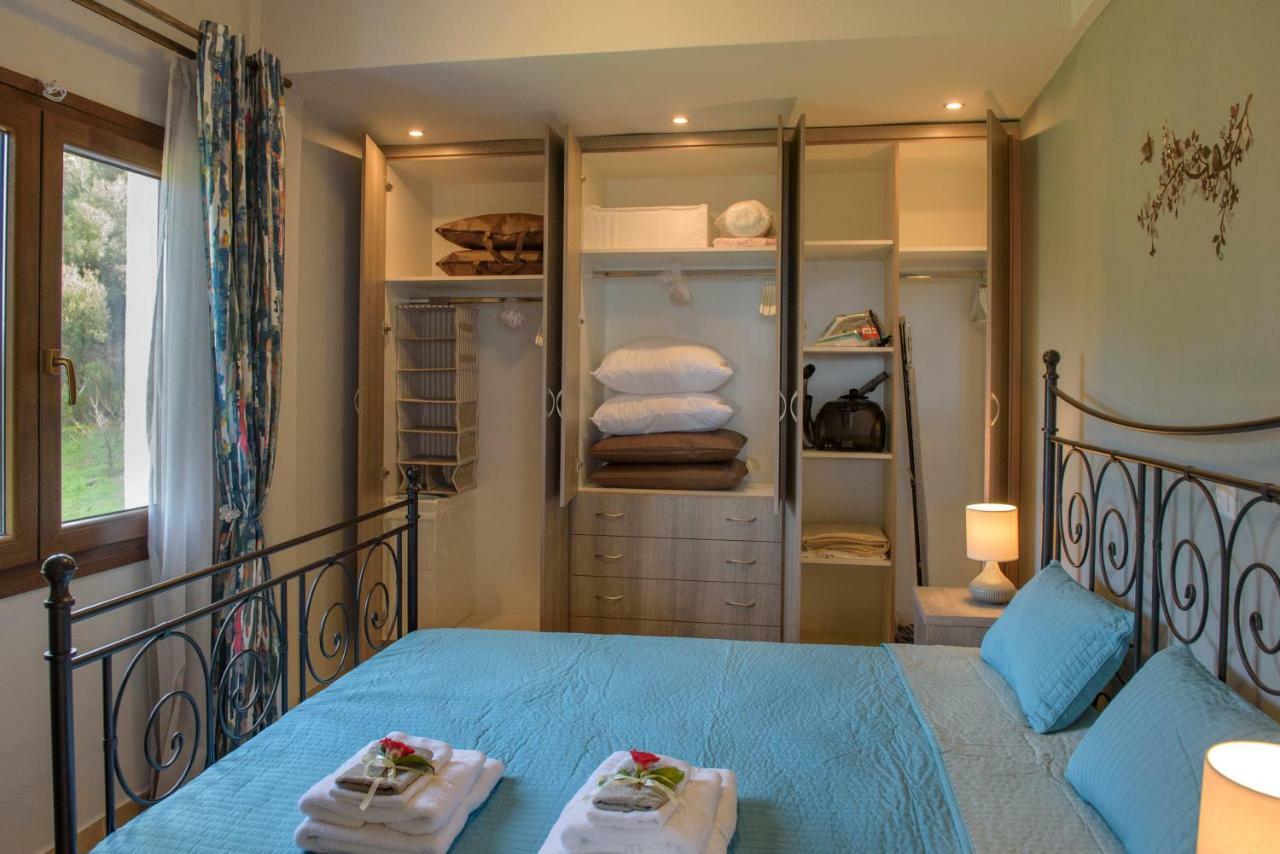 Klisouri Beach Villa Ierissos Eksteriør billede