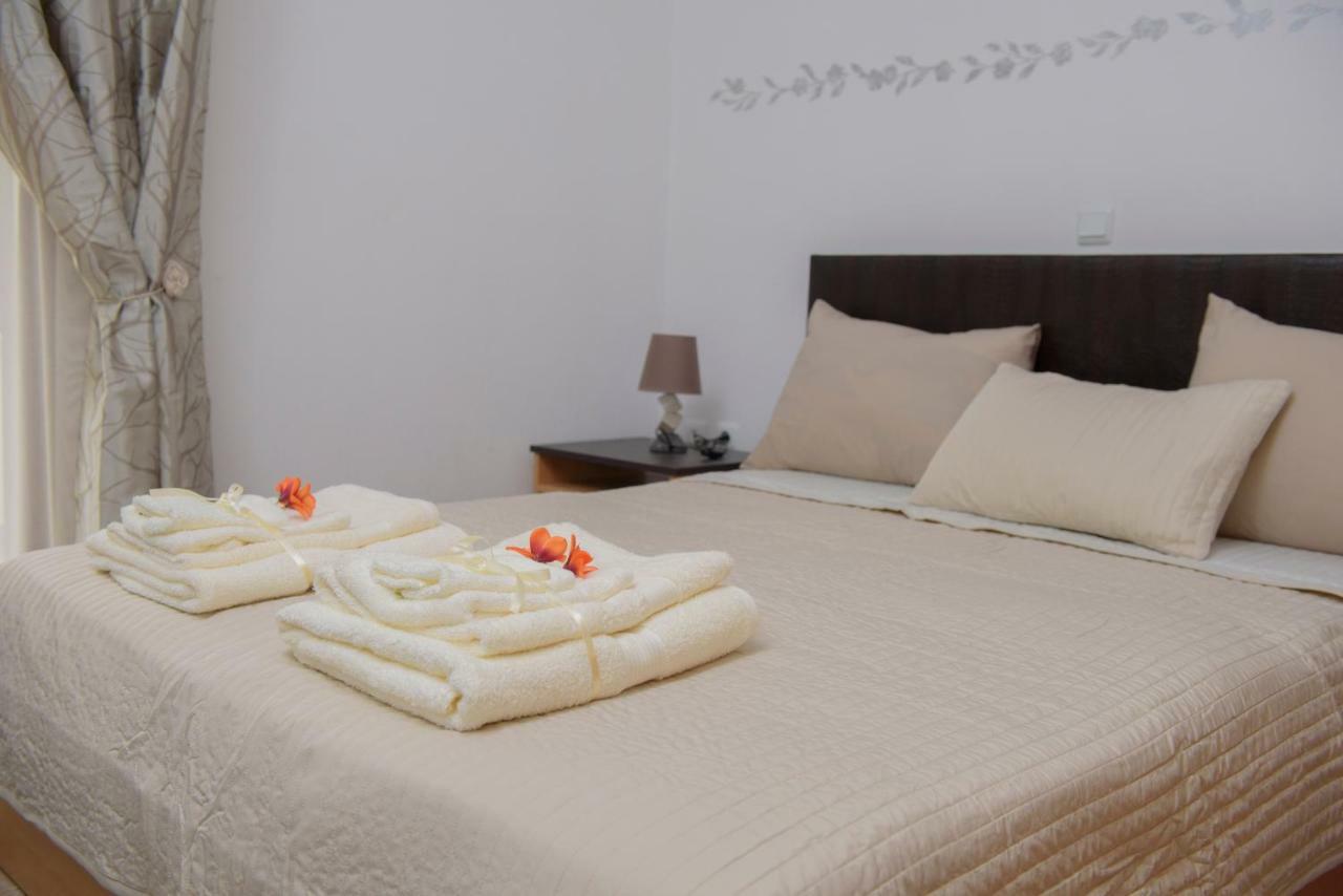 Klisouri Beach Villa Ierissos Eksteriør billede